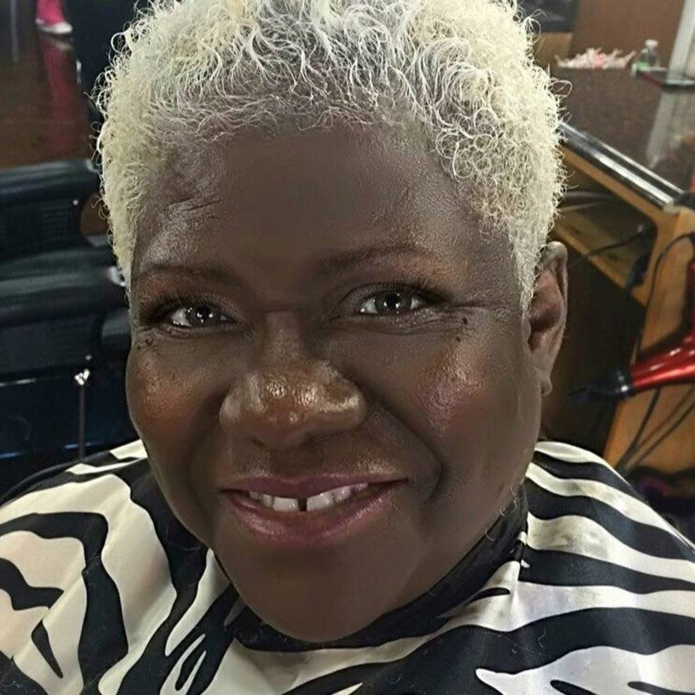 Meet your Posher, Rhonda